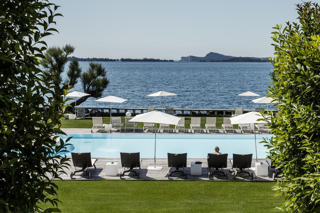Hotel Bella Riva Gardone Riviera Esterno foto